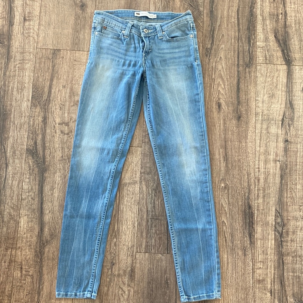 Levi's Women's Demi Curve Low Rise Skinny Jeans - Light Blue Sz. 26